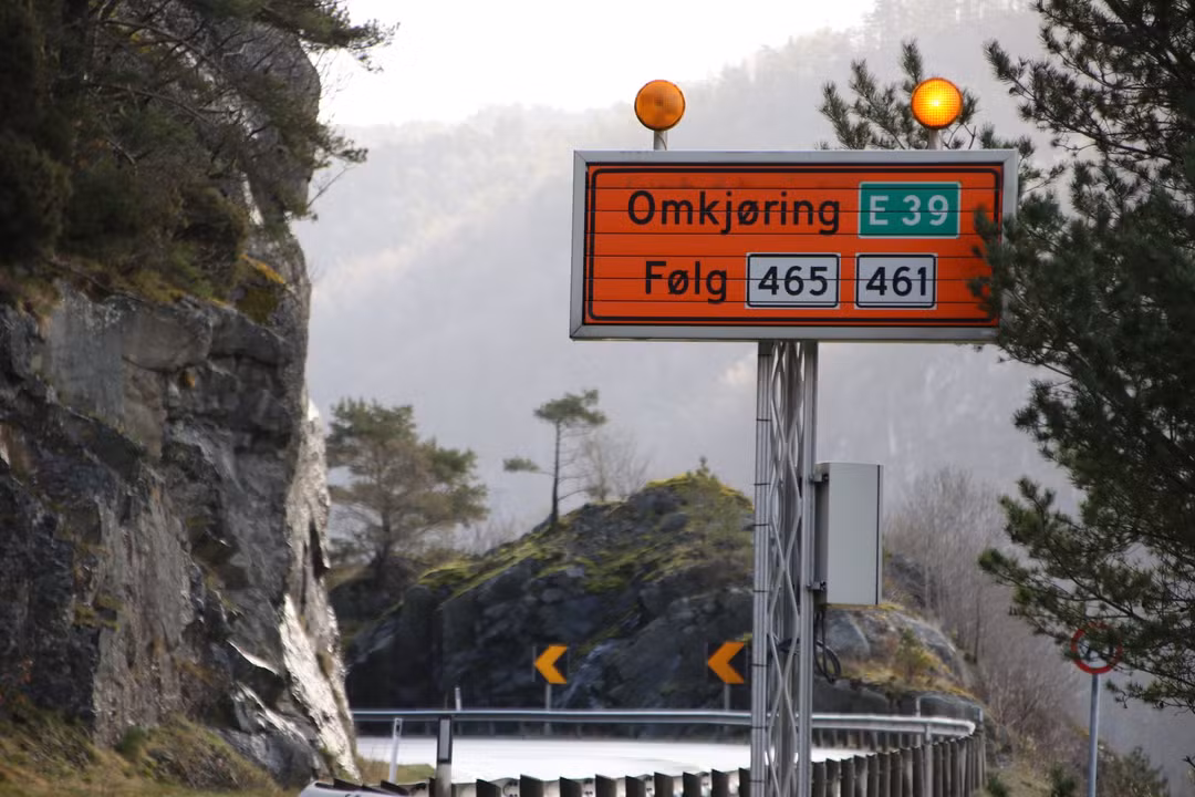 Stenging E39, tunnelene mellom Handeland og Fedahei