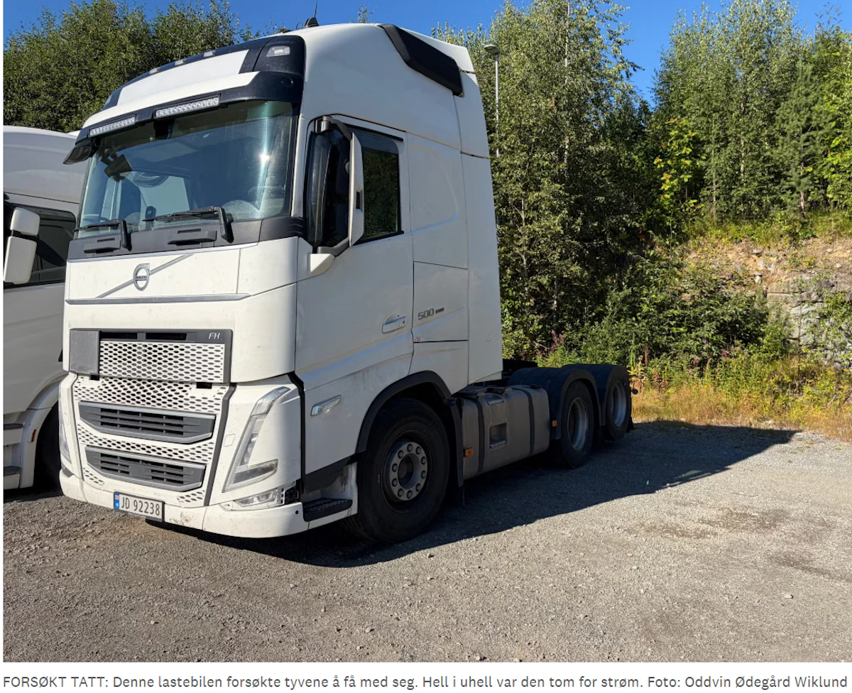 Stjal trekkvogn og semitralle på Dokka